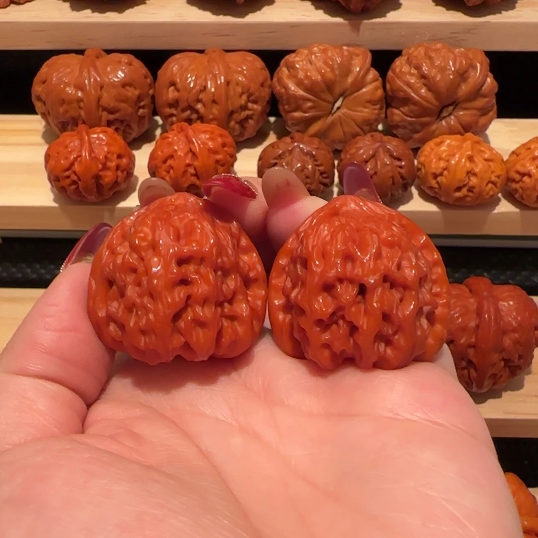 文玩核桃吊坠玉化白狮子34精品3098