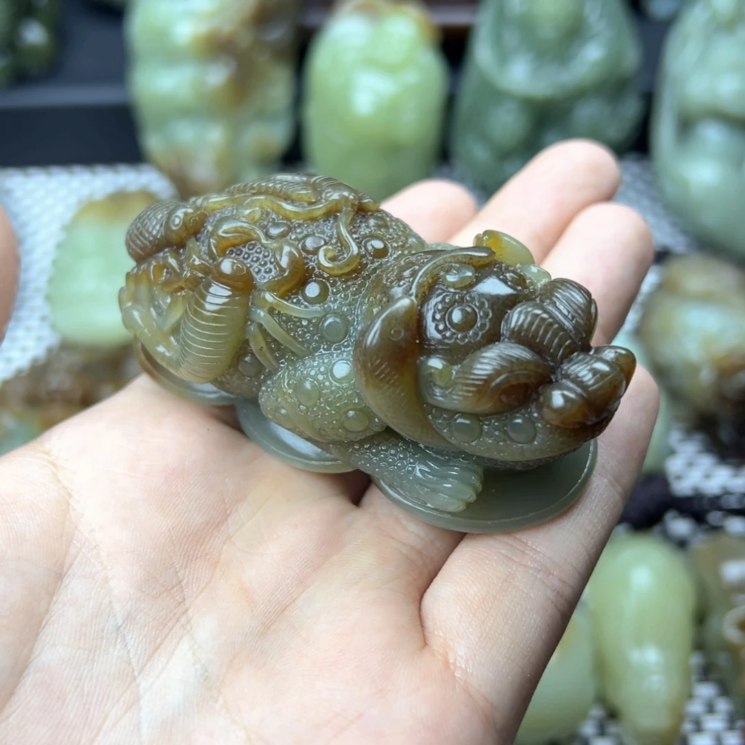 和田玉未镶嵌挂件