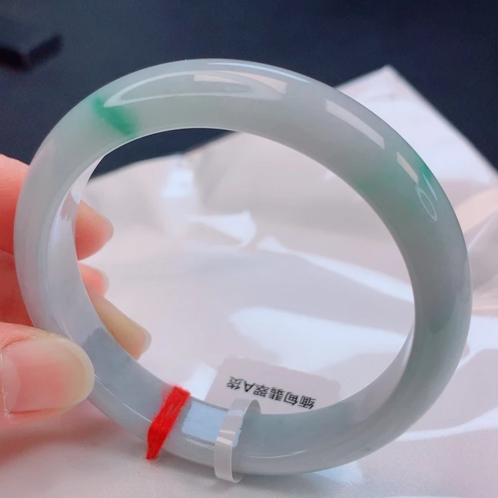 翡翠未镶嵌手镯59。60