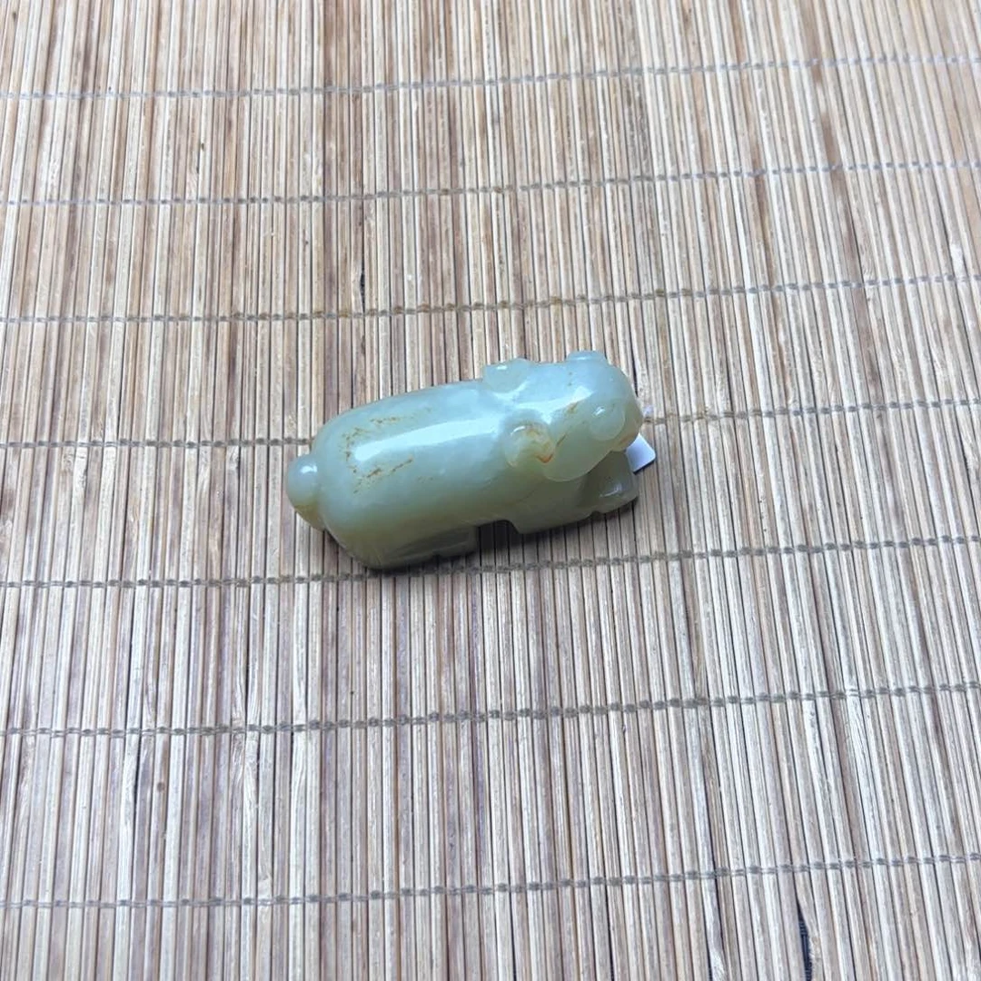 未镶嵌和田玉挂件