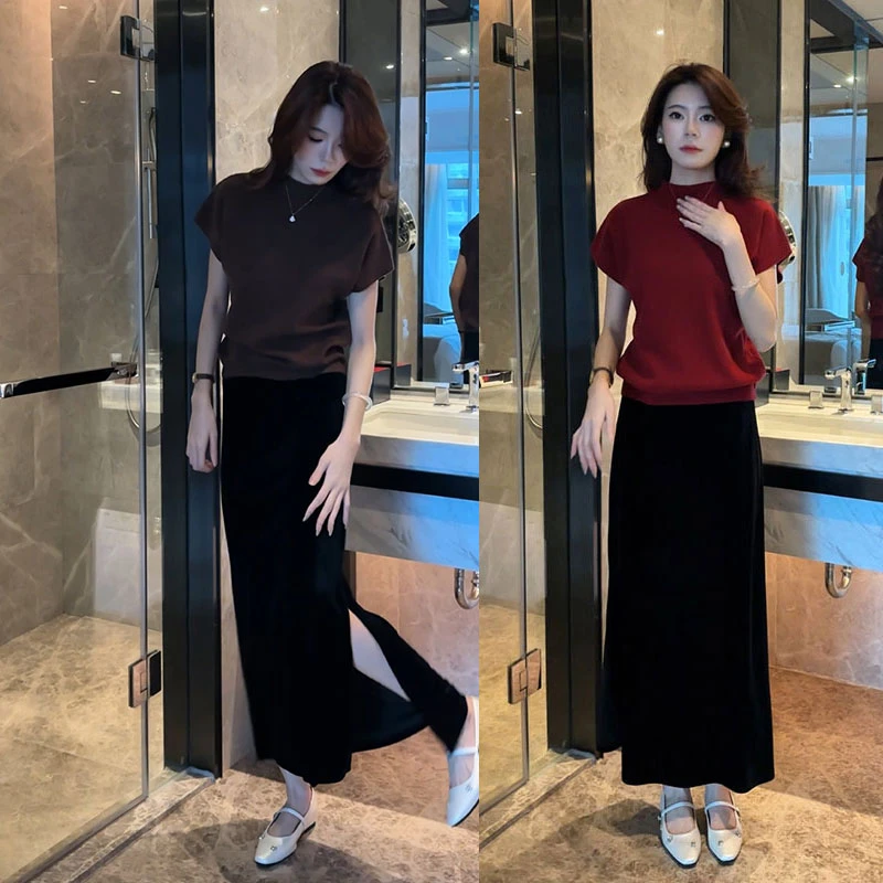 早秋法式高级感显瘦内搭半高领针织上衣+黑色开叉丝绒半身裙套装