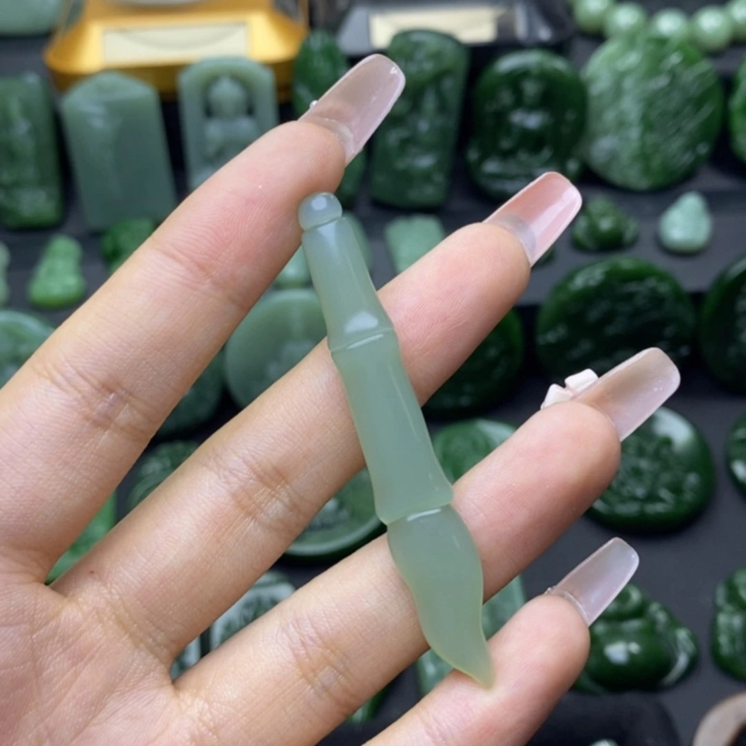 和田玉（碧玉）未镶嵌挂件