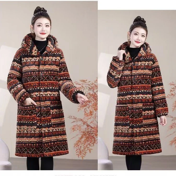 2026加厚保暖连帽宽松女士长款纽扣防风帽柔软舒服保暖外穿长图腾