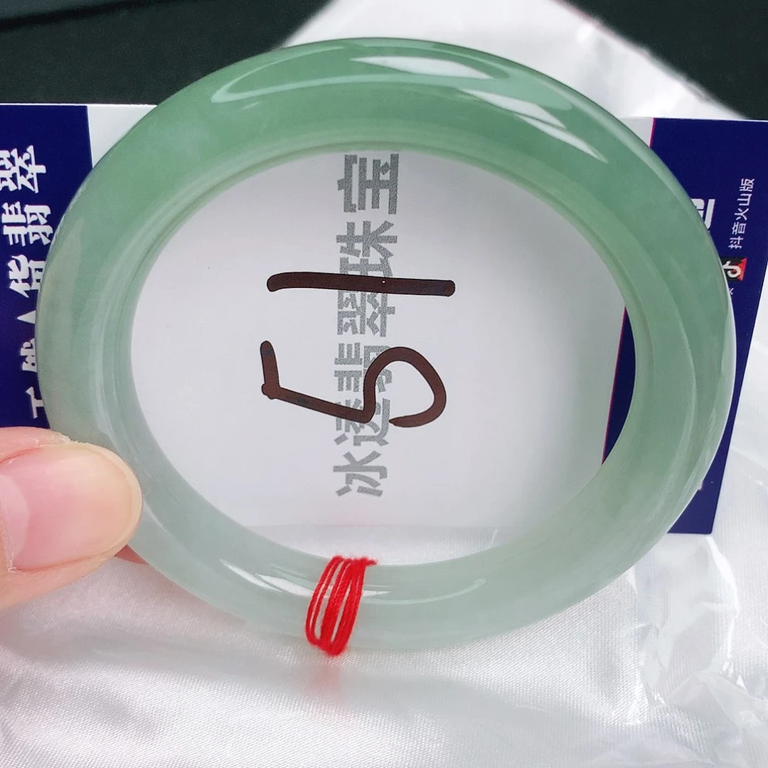翡翠手镯未镶嵌缅甸天然A货翡翠