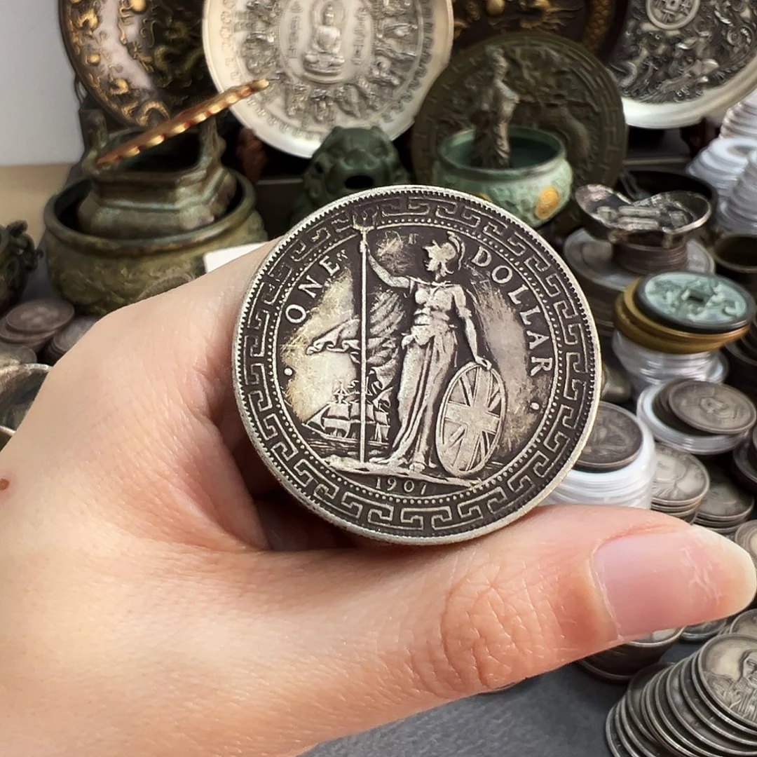 金属复古风格摆件