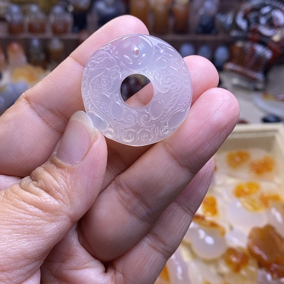 玛瑙/玉髓未镶嵌颈饰