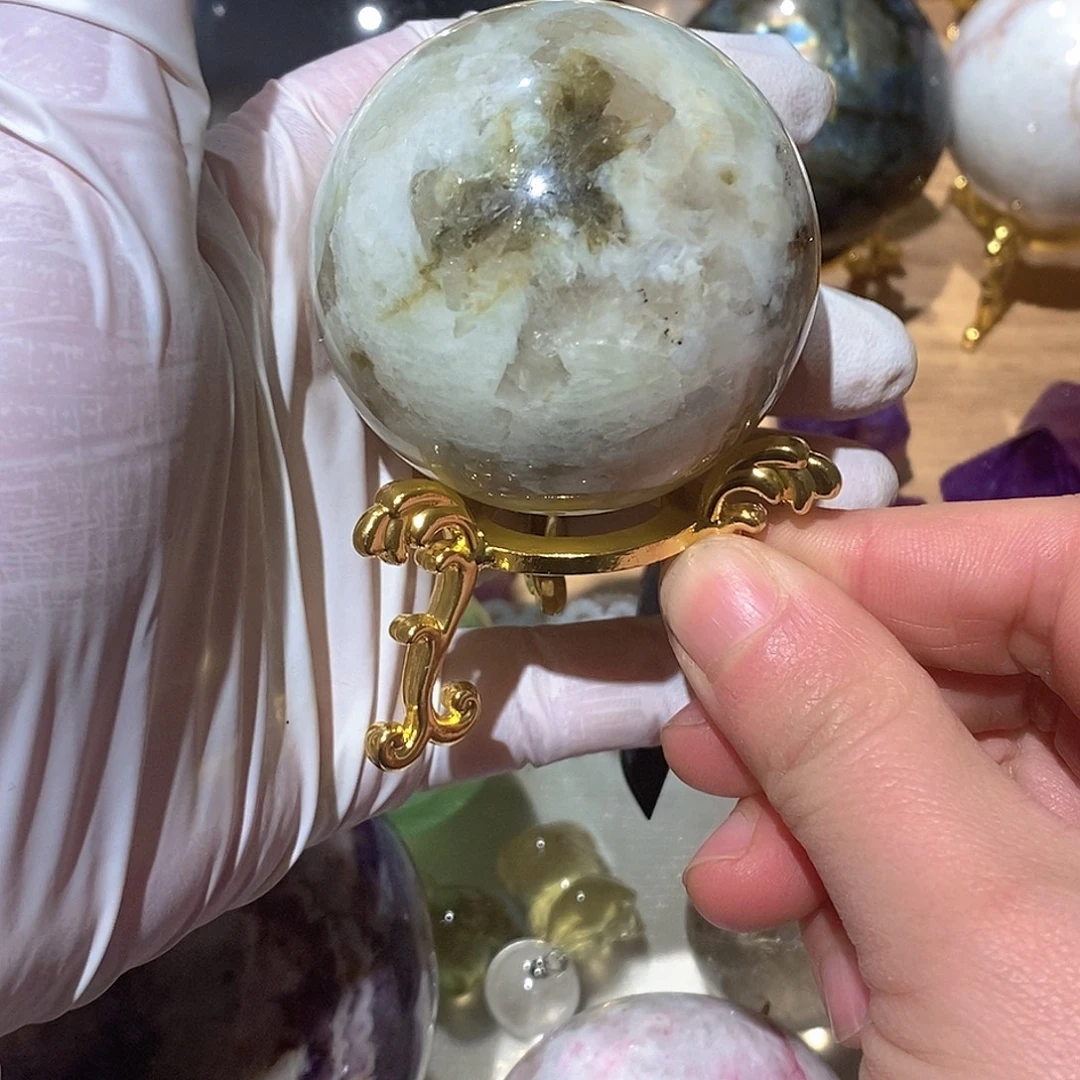 未镶嵌芙蓉石颈饰天然