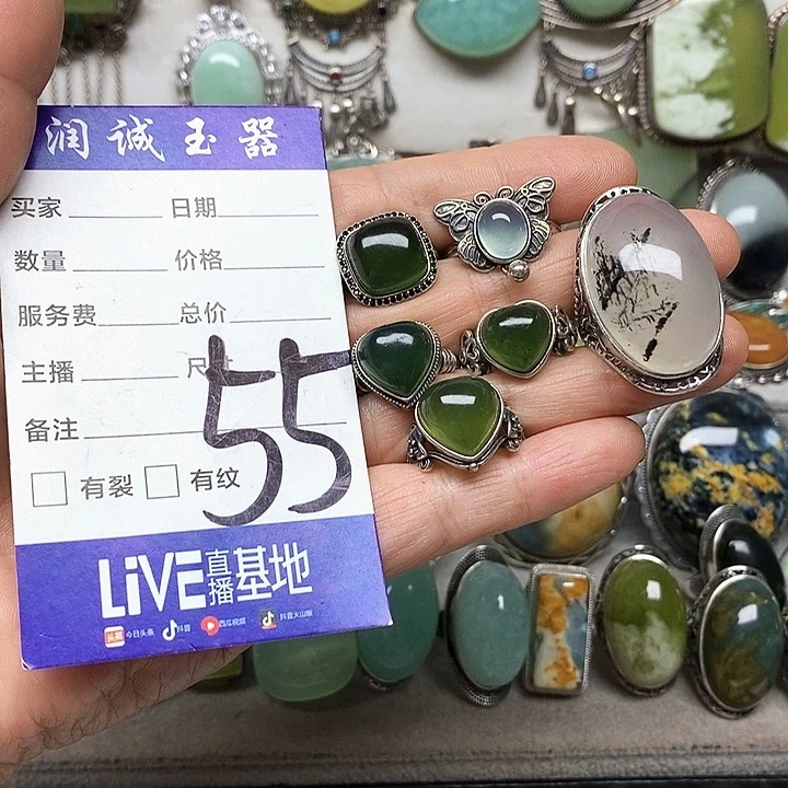 狮***人蛇纹石玉银S925镶嵌吊坠