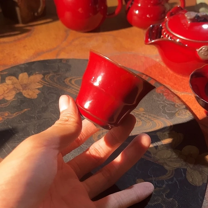 庄，故宫红撇口竹节杯