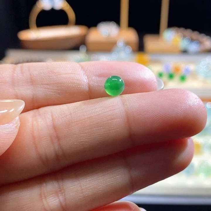 翡翠未镶嵌吊坠(不含链)翡翠冰绿珠卡5.8