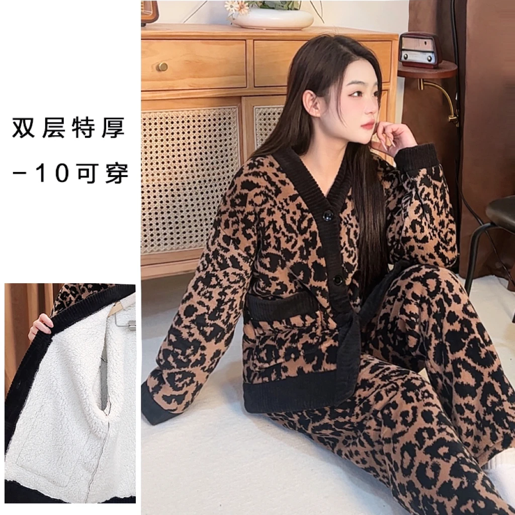 2024年新款睡衣羊羔绒豹纹睡衣女秋冬家居服加绒加厚保暖套装