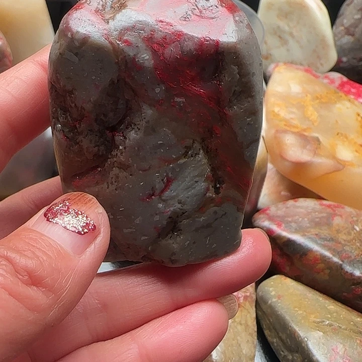 昌化石昌化鸡血石原石