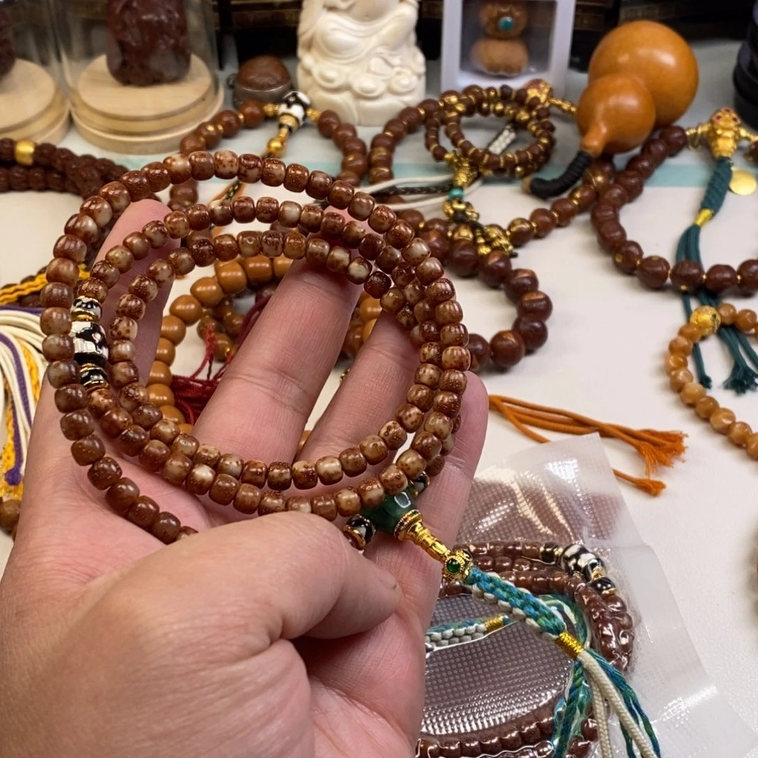 星月菩提吊坠。。。。。。。。。