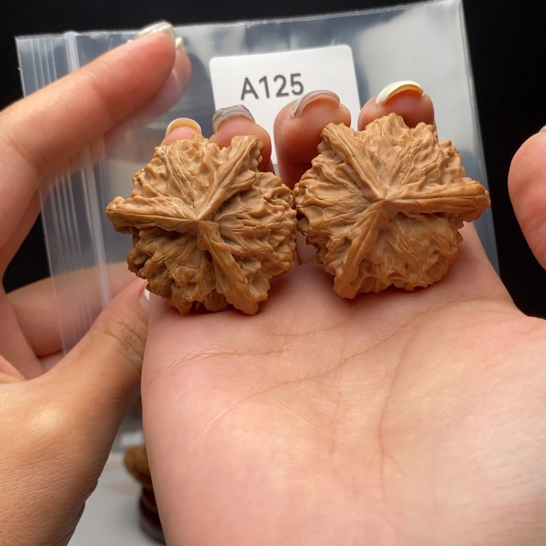 吊坠文玩核桃39盘山奔