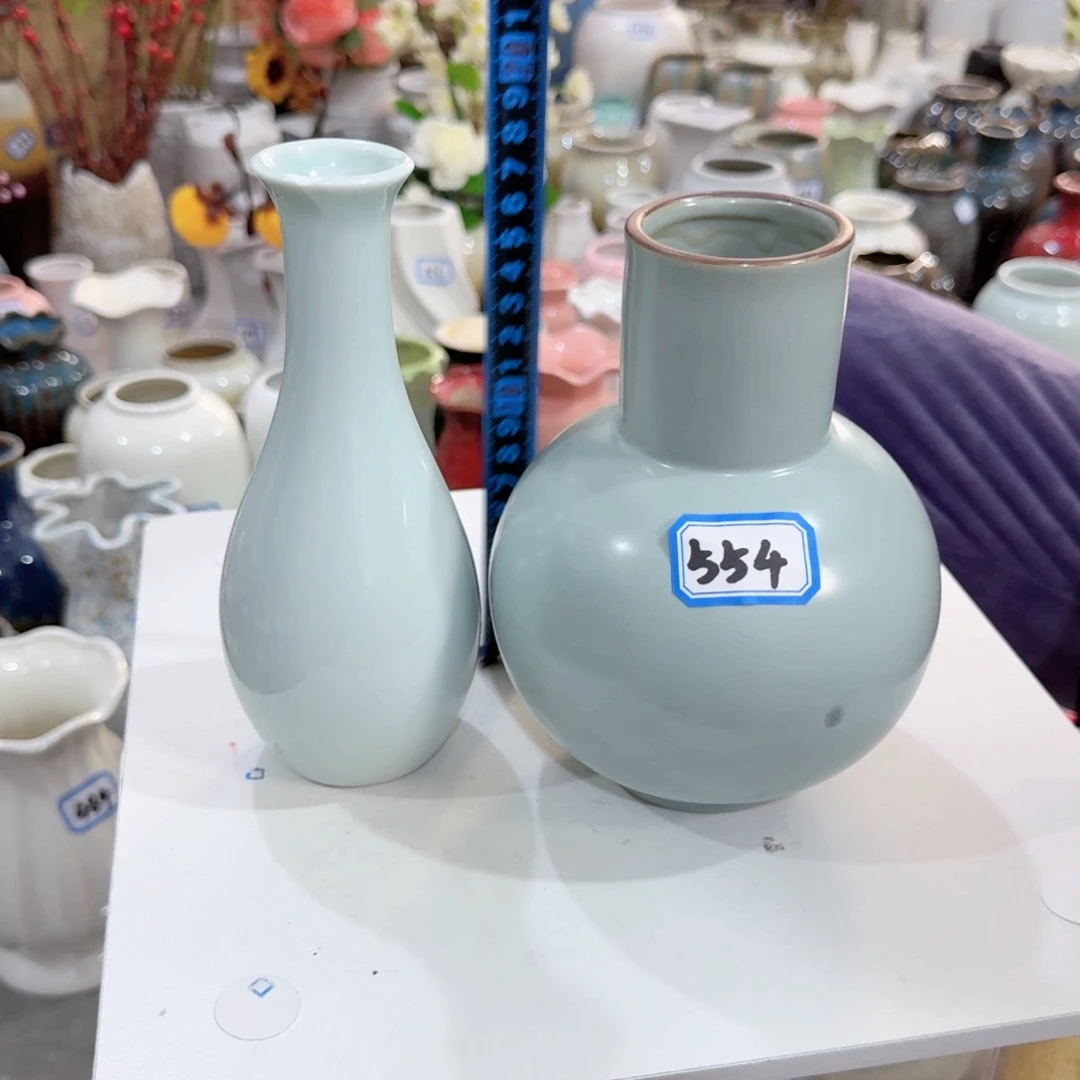 m***h554号一对陶瓷高17厘米瑕疵