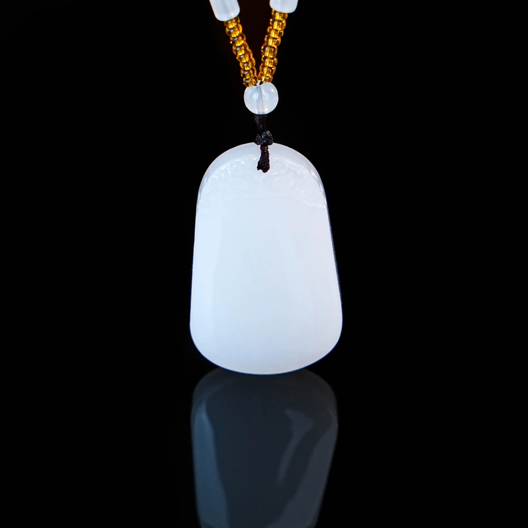 Y-686 金丝玉珠链椭圆无事牌