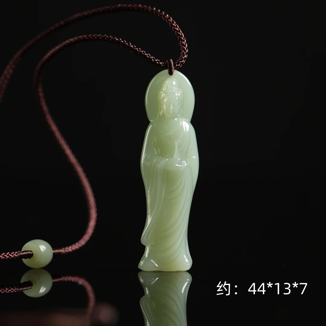 "最美素衣"珍藏级精品和田玉高色正粉青观音吊坠（小）