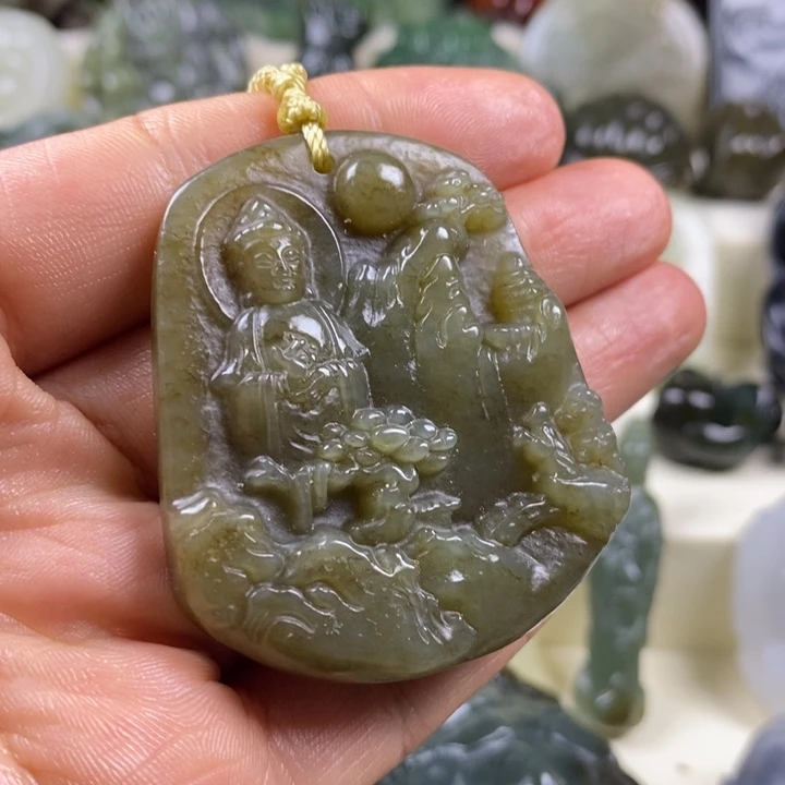 和田玉未镶嵌颈饰