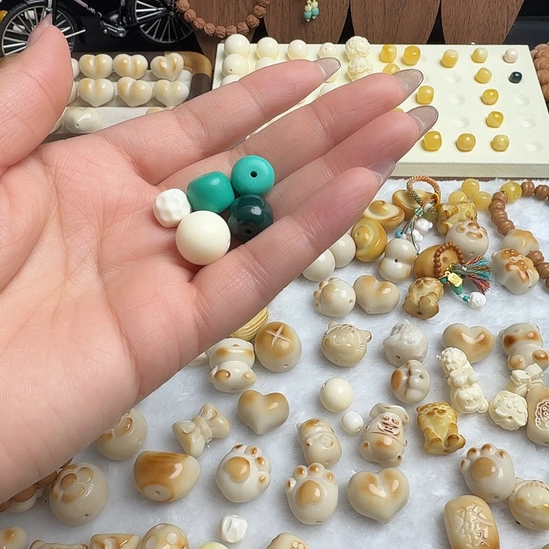 班***士手串猴头核桃配饰