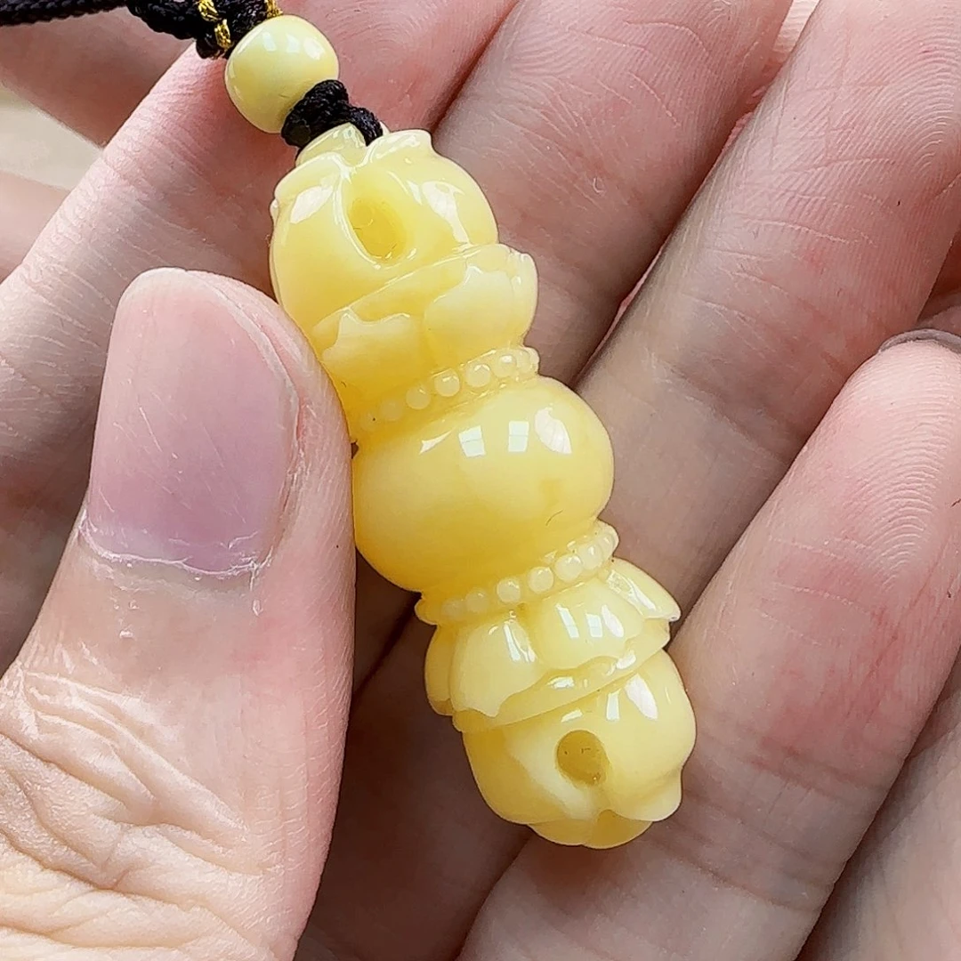 未镶嵌琥珀珠宝奇石