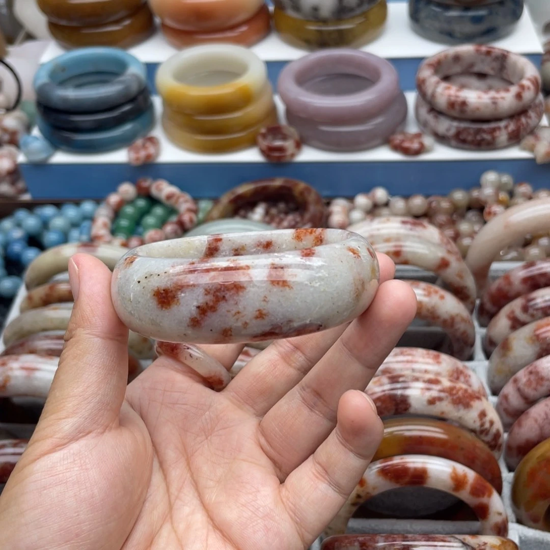 石英质玉手镯未镶嵌黄*吉