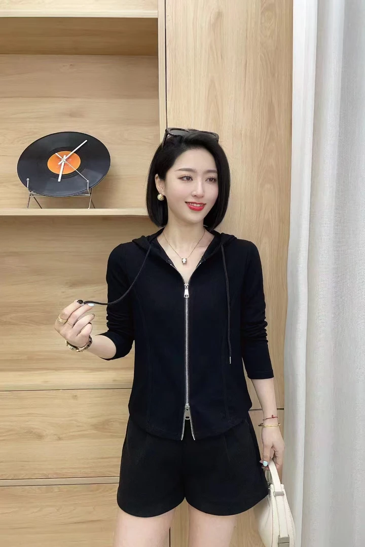 〖铃铛精选〗拉链休闲帽衫5893