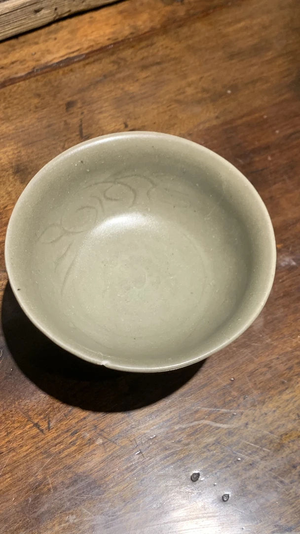 一口价：龙泉大窑青釉高足杯，有小磕，12厘米，器型好，规格高，