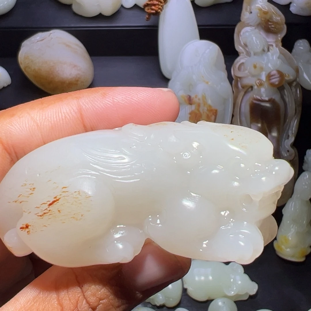 火***哥颈饰未镶嵌和田玉