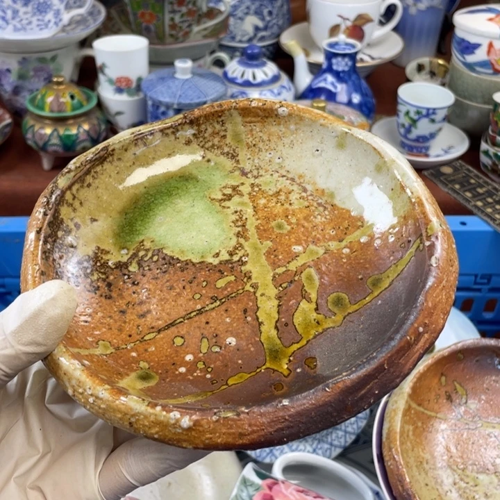 他家瓷器真美…开播了