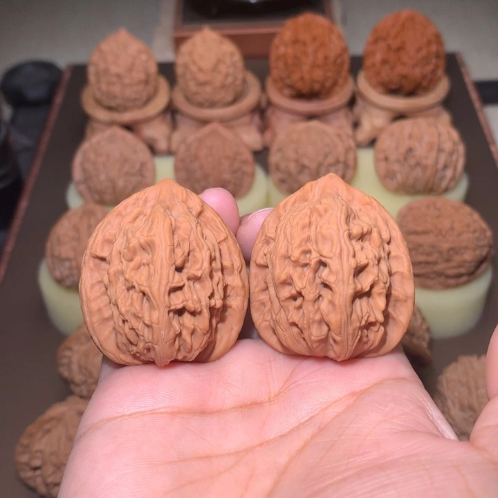 核桃文玩核桃把件龙门柱