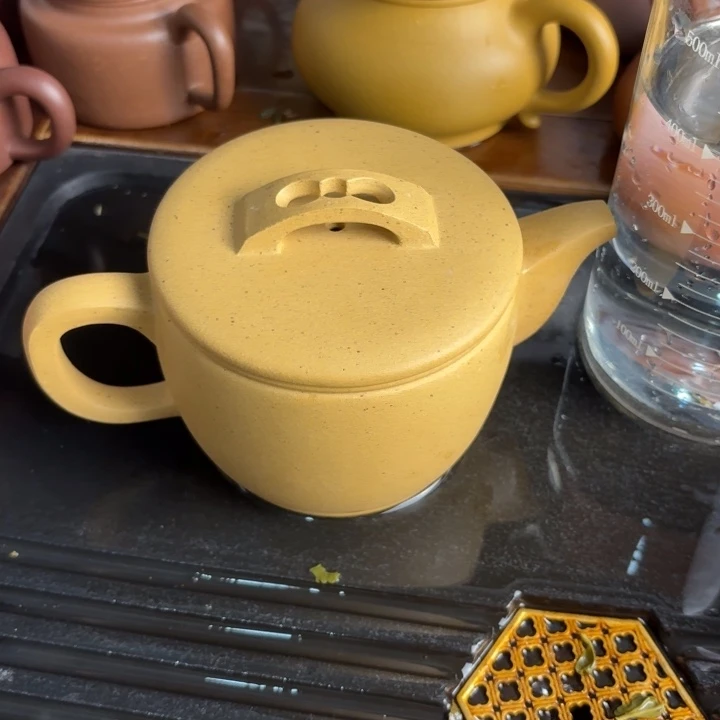 神***界茶壶紫砂黄金段泥汉瓦350cc