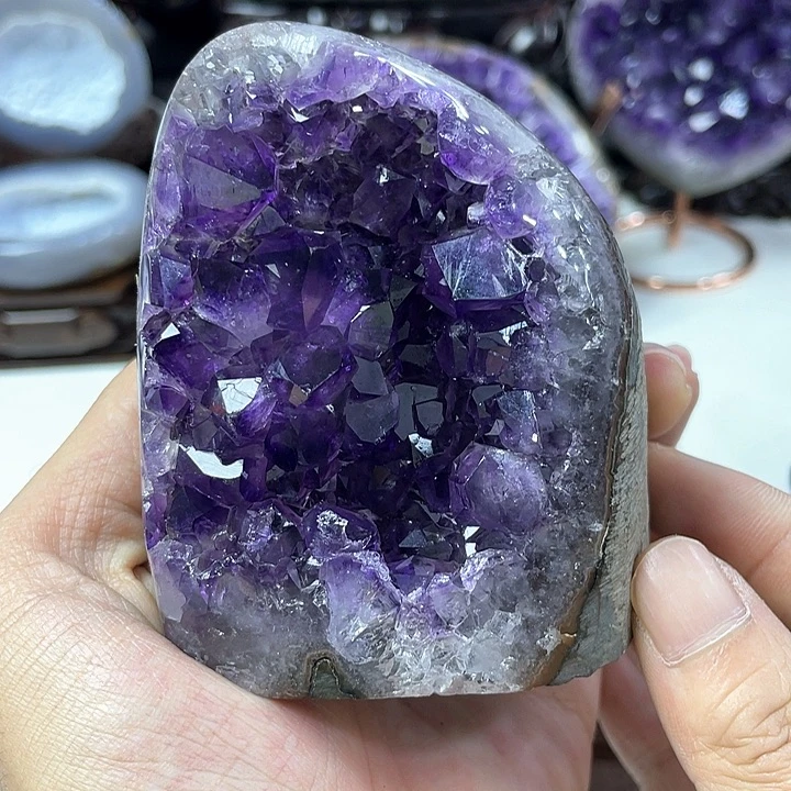 水晶大型摆件（非配饰）未镶嵌