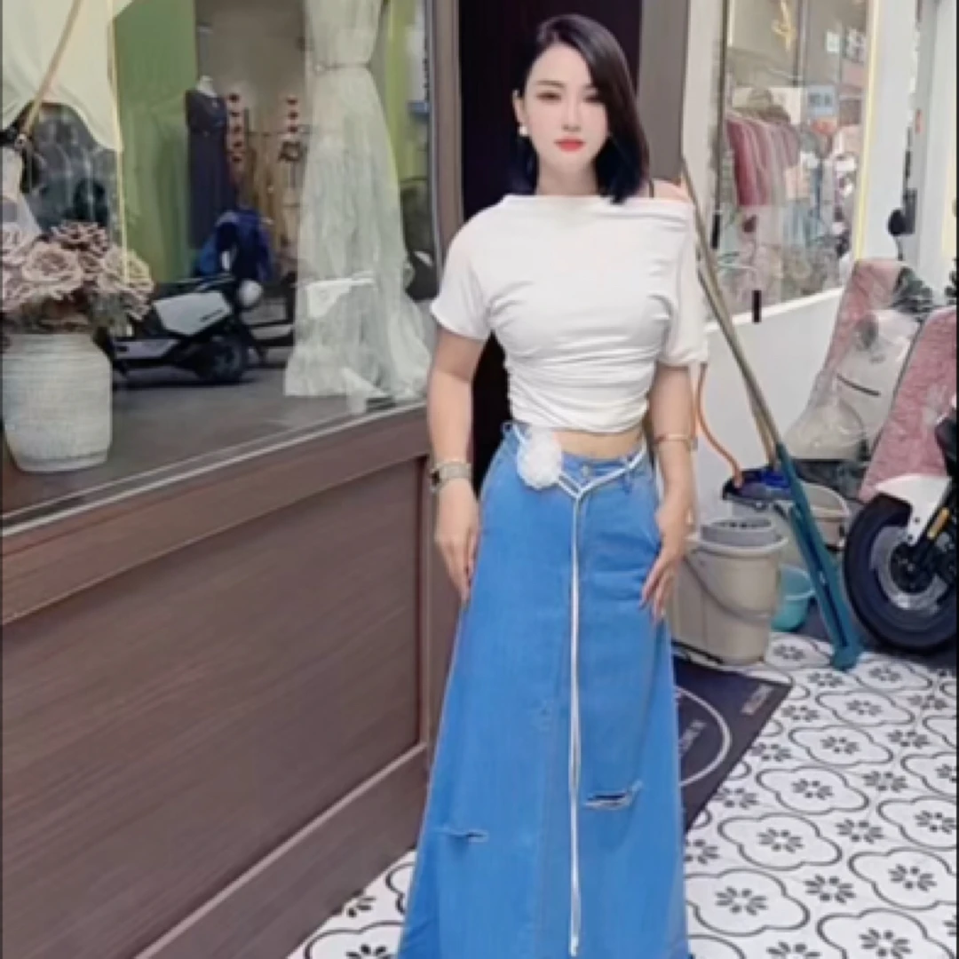 韩版时尚小众T恤夏季休闲蓝色气质修身长款显瘦百搭套头