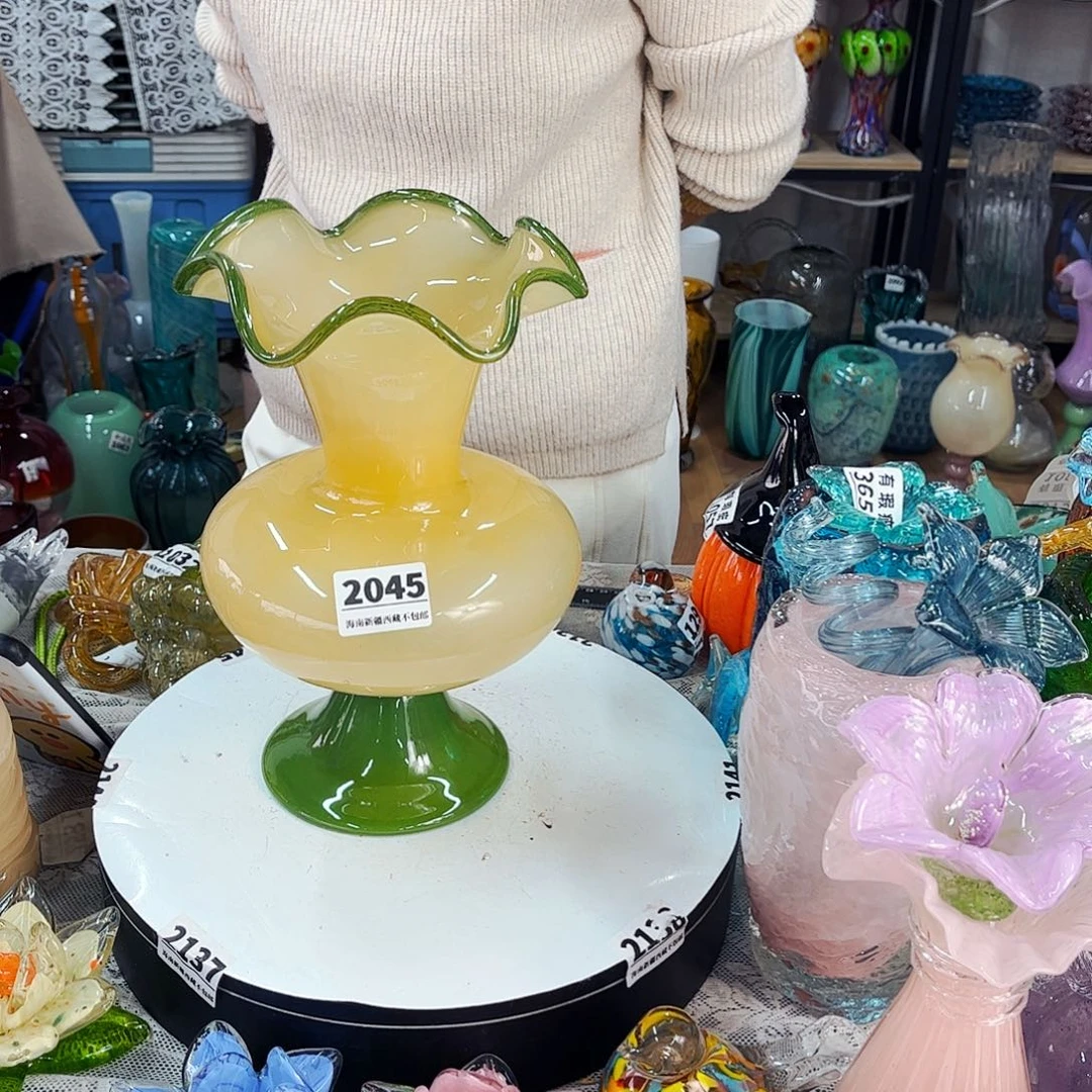 2045 家悦琉璃工艺品不完美