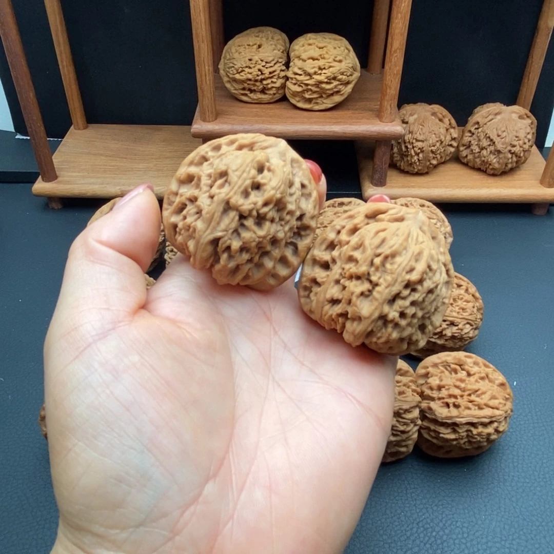 天***客吊坠文玩核桃南疆