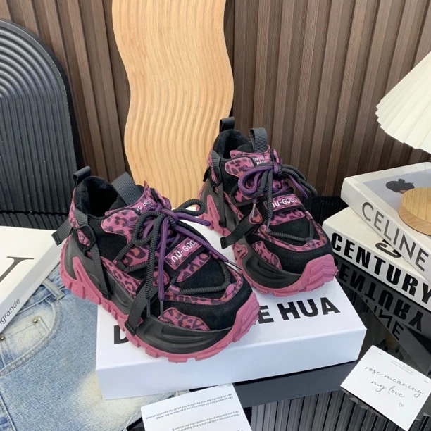 2025冬季新款厚底老爹鞋女款加绒流行拼色增高小个子运动休闲鞋潮