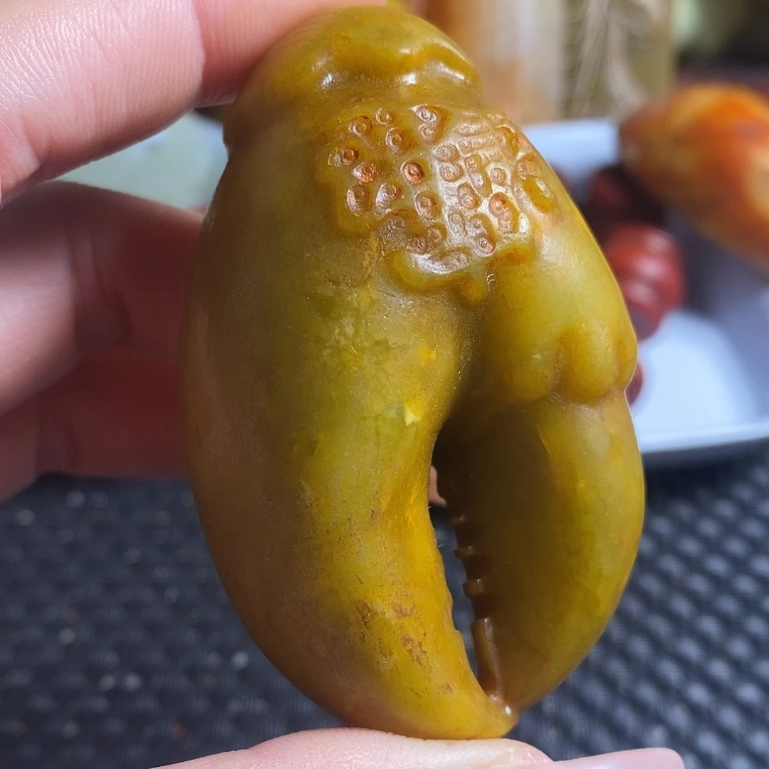 岫玉未镶嵌珠宝奇石