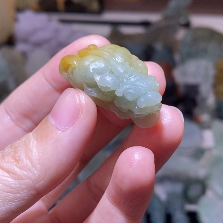 定制翡翠未镶嵌翡翠