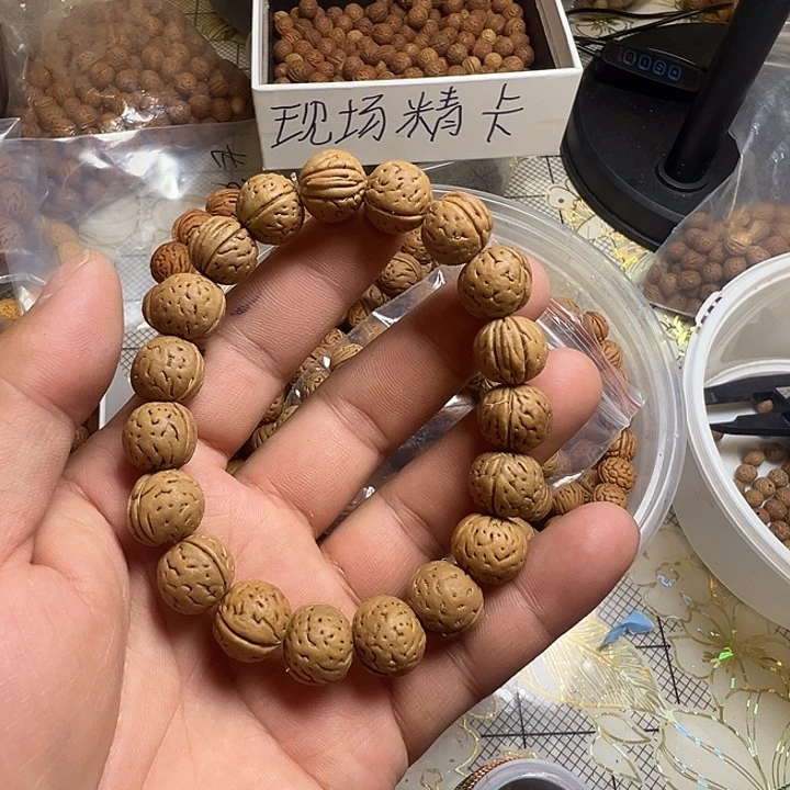 压***力山桃核手串批发直销