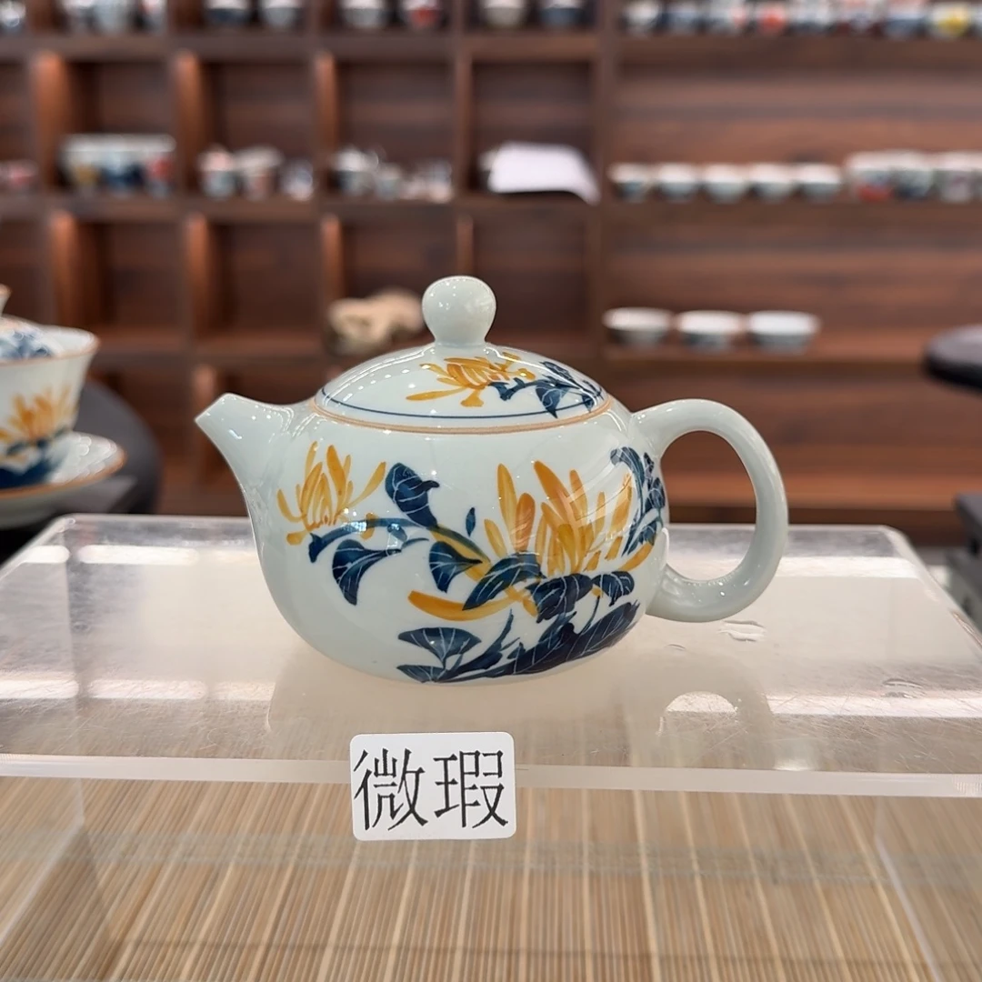 釉下手绘茶具微瑕