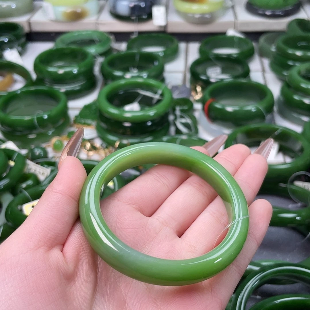 和田玉（糖玉）手镯未镶嵌（***）