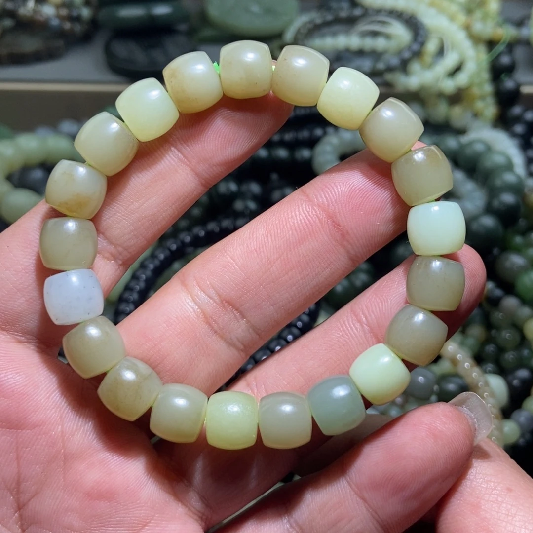 和田玉（糖玉）未镶嵌手链