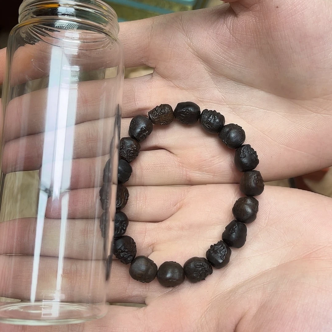 大叶紫檀（黑酸枝木类）