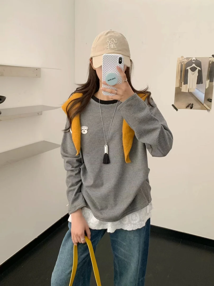 【栗子】冬款 条纹刺绣小狗 德绒长袖打底衫