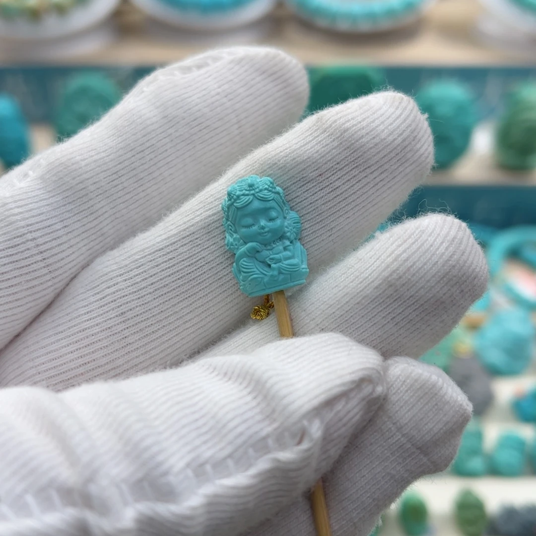 绿松石配饰未镶嵌