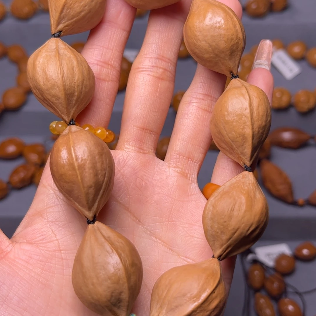 橄榄核吊坠2.1素核手持