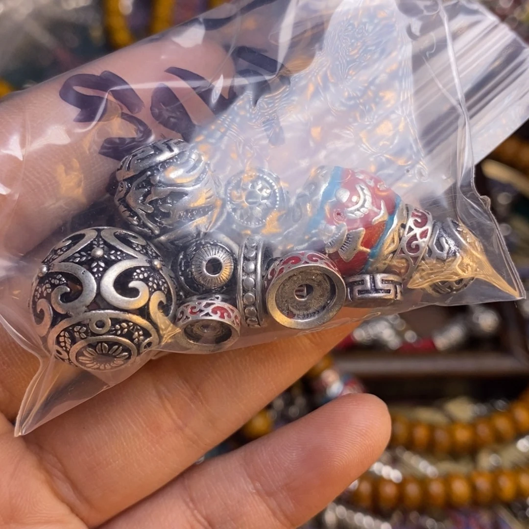 专****）小好2个，彩色1个，大的1一个，龙小的1个