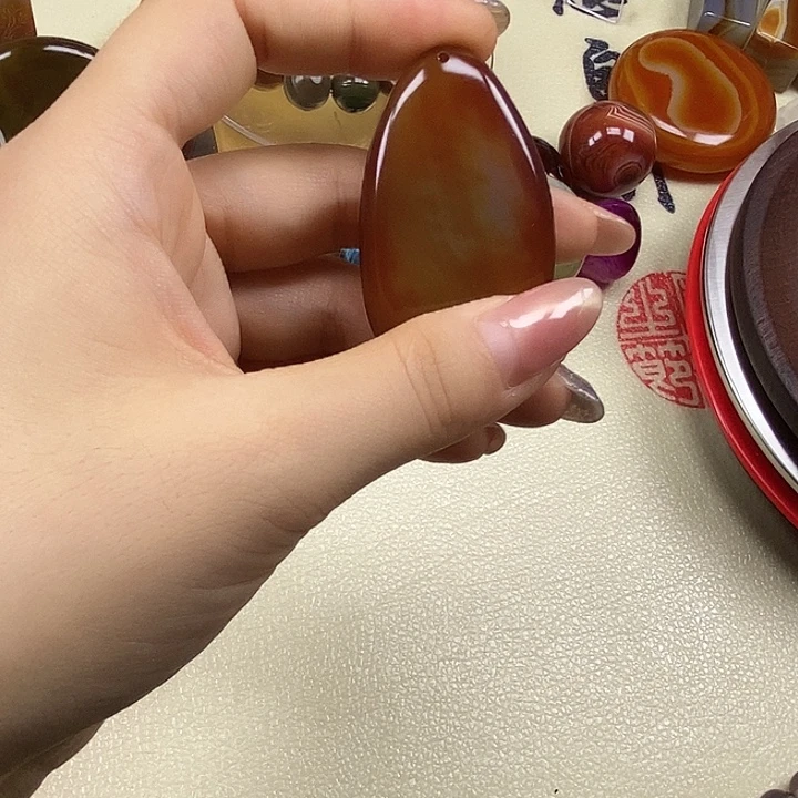 未镶嵌颈饰玛瑙/玉髓