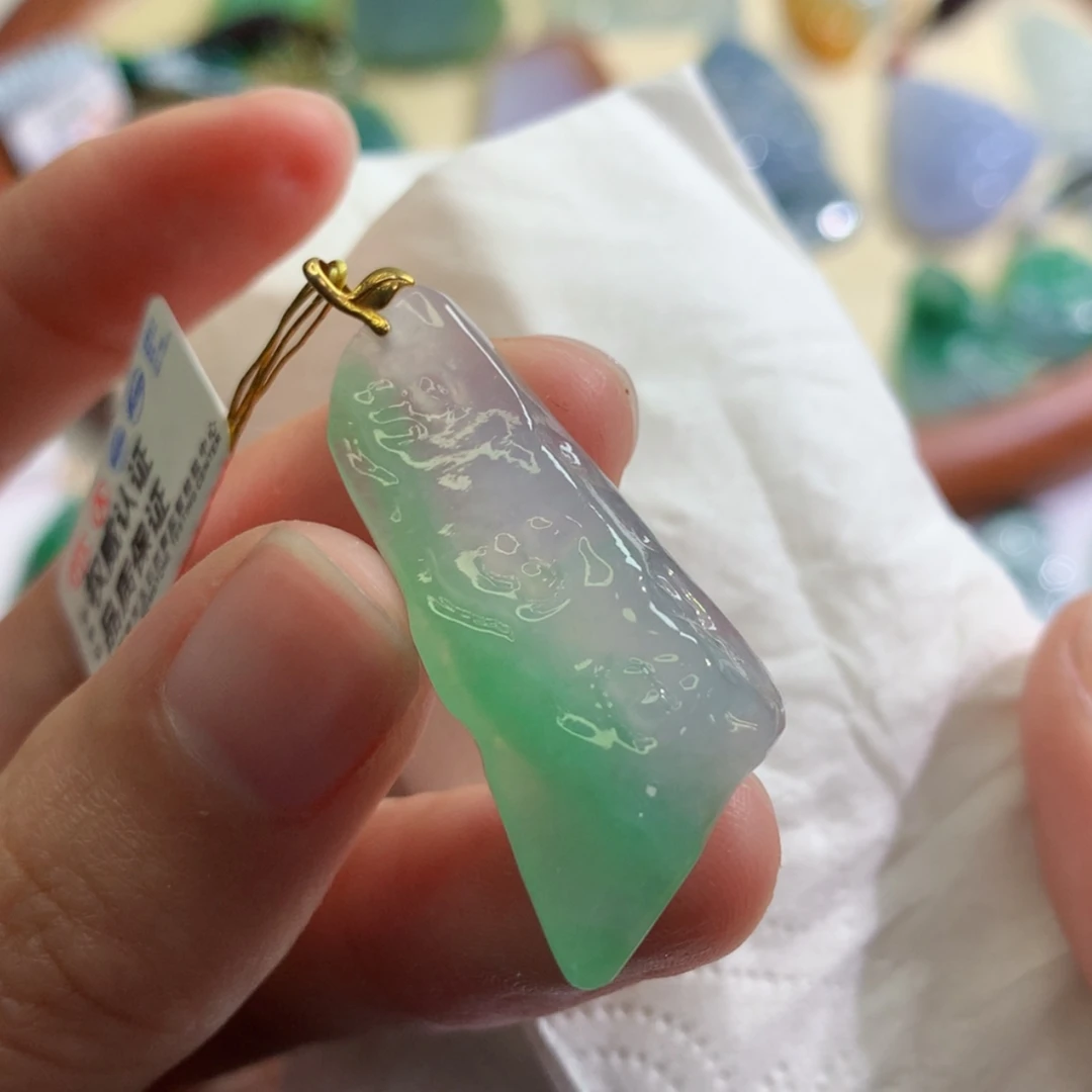 【闪购商品】翡翠吊坠(不含链)未镶嵌 1847