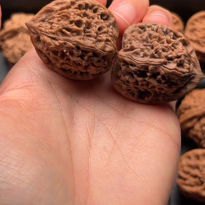 末***乐文玩核桃吊坠马蹄